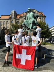 Photo with the two medals.