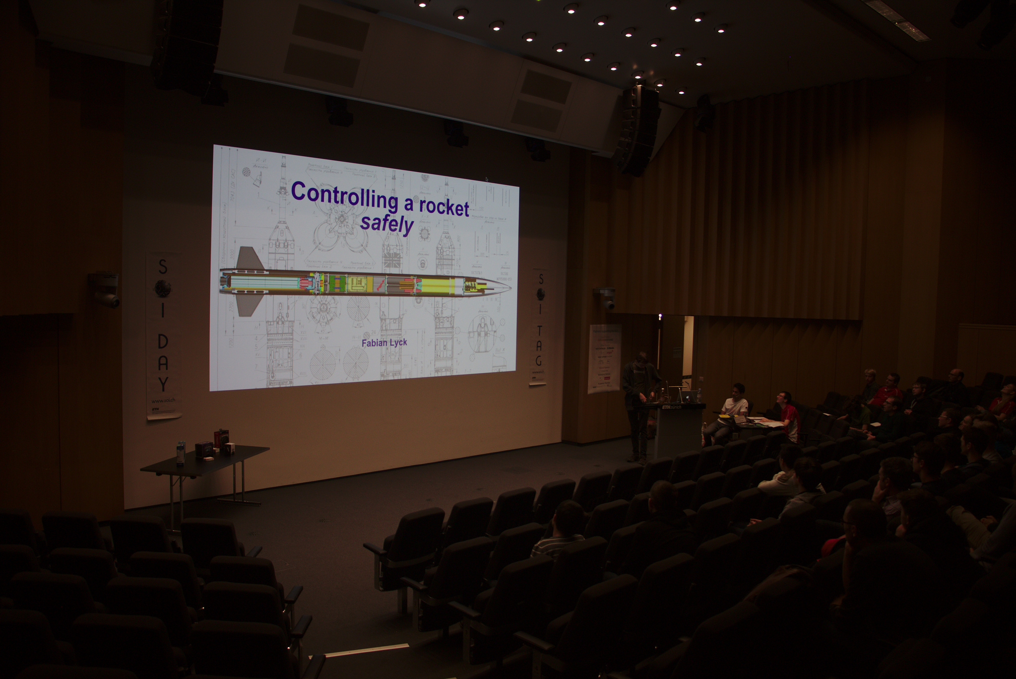 Rocket Control Algorithmus Präsentation